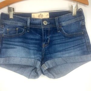 Hollister light blue denim shorts 1/25 folded hem